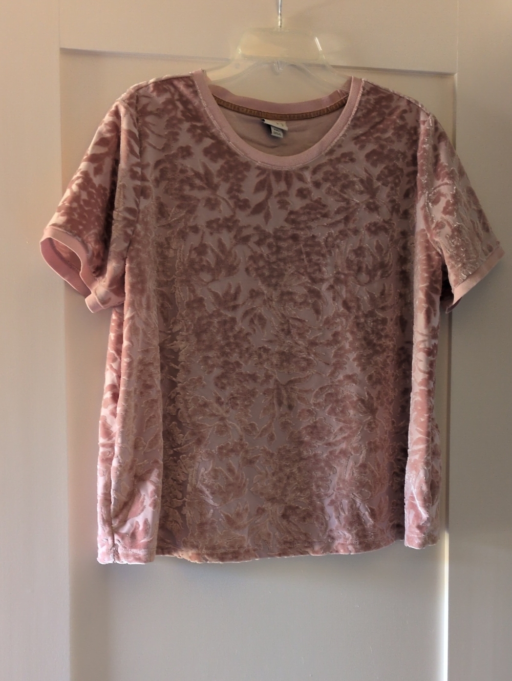 a new day Pink Floral Burnout Velvet Short Sleeve Top